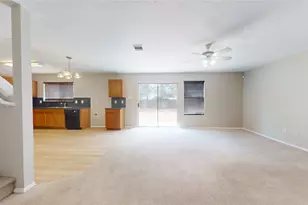 4625 Bridlewood Ln, Balch Springs, TX 75180 - Photo 5