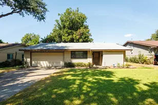 2919 Bergen Ln, Farmers Branch, TX 75234 - Photo 1
