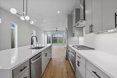 2413 Crossman Avenue, Dallas, TX 75212 - Photo 5