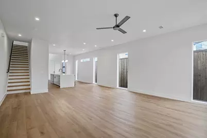 2413 Crossman Avenue, Dallas, TX 75212 - Photo 3