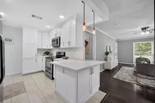346 Classen Dr, Dallas, TX 75218 - Photo 7