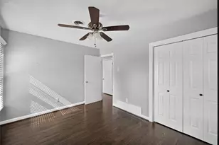 346 Classen Dr, Dallas, TX 75218 - Photo 21