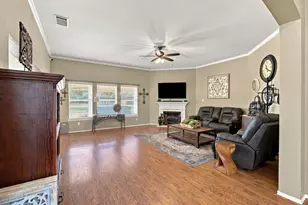 116 Springfield Cir, Red Oak, TX 75165 - Photo 5