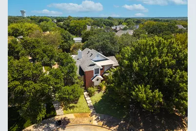 2702 Stratford Court, Euless, TX 76039 - Photo 13