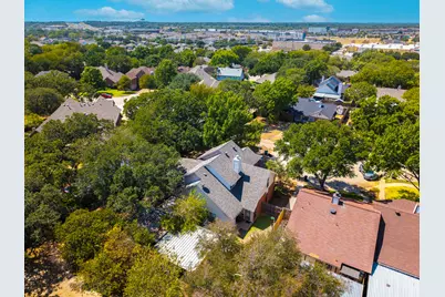 2702 Stratford Court, Euless, TX 76039 - Photo 15