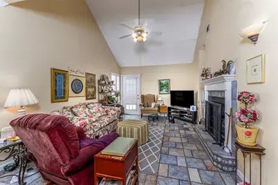 2702 Stratford Court, Euless, TX 76039 - Photo 5
