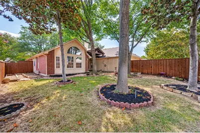2710 Cheverny Drive, McKinney, TX 75070 - Photo 3