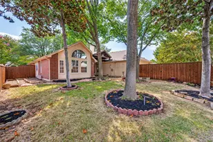 2710 Cheverny Dr, McKinney, TX 75070 - Photo 3