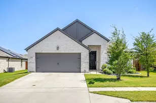 421 Escondido St, Weatherford, TX 76087 - Photo 3