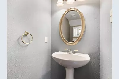 8129 Springmoss Drive, Plano, TX 75025 - Photo 17