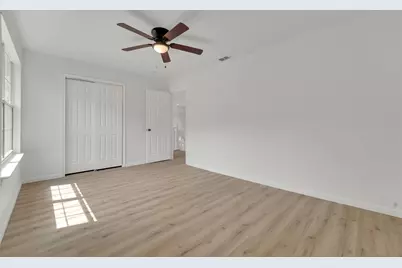 8316 Autumncrest Court, Dallas, TX 75249 - Photo 17