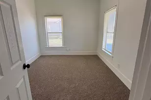 204 W Westhill Dr, Cleburne, TX 76033 - Photo 13