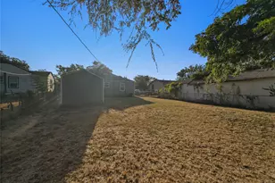 4212 McCart Ave, Fort Worth, TX 76115 - Photo 19