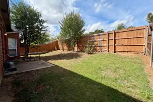 2008 Kingsbrook Trail, Fort Worth, TX 76120 - Photo 7