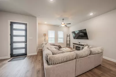12933 Couture Drive, Farmers Branch, TX 75234 - Photo 3