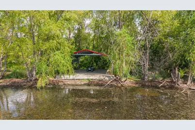 7959 County Road 4823, Wolfe City, TX 75496 - Photo 7