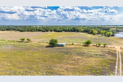 7959 County Road 4823, Wolfe City, TX 75496 - Photo 13