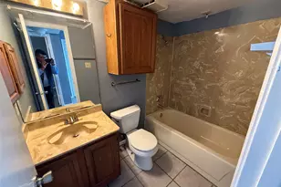 3402 Country Club Dr W, Irving, TX 75038 - Photo 21