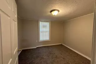 901 Davis St, Grand Prairie, TX 75050 - Photo 19