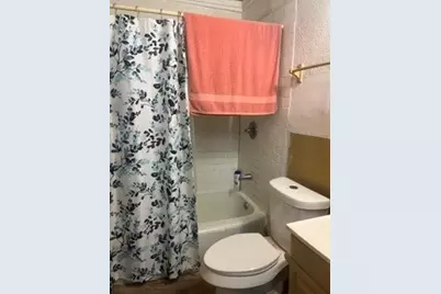 901 Davis Street, Grand Prairie, TX 75050 - Photo 21