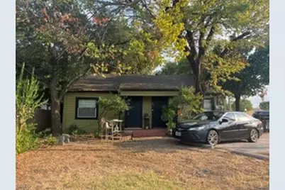 901 Davis Street, Grand Prairie, TX 75050 - Photo 3