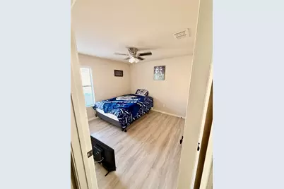 7028 Seton Hall Drive, Fort Worth, TX 76120 - Photo 13