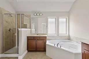 808 Kinghaven Dr, Little Elm, TX 75068 - Photo 15