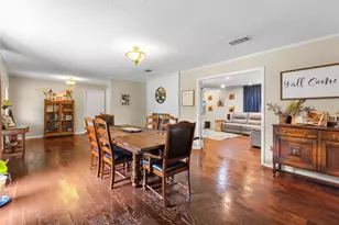 703 Texas St, Sulphur Springs, TX 75482 - Photo 11