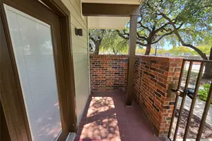 3117 Sondra Dr, Fort Worth, TX 76107 - Photo 3