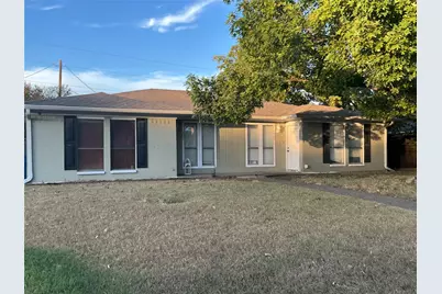 300-302 Northwood Boulevard, Corsicana, TX 75110 - Photo 1
