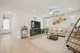 1013 14th St, Argyle, TX 76226 - Photo 5