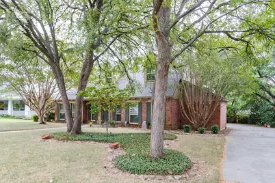 1909 Highland Park Circle, Denton, TX 76205 - Photo 29