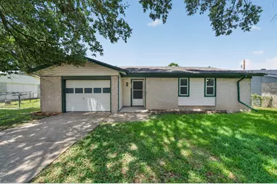 2461 Lisa Street, Grand Prairie, TX 75051 - Photo 1