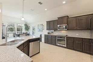 210 Ovaletta Dr, Justin, TX 76247 - Photo 7