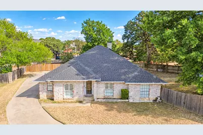 301 Morrison Court, Euless, TX 76039 - Photo 3