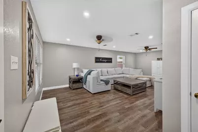 5316 Bedfordshire Drive, Fort Worth, TX 76135 - Photo 3