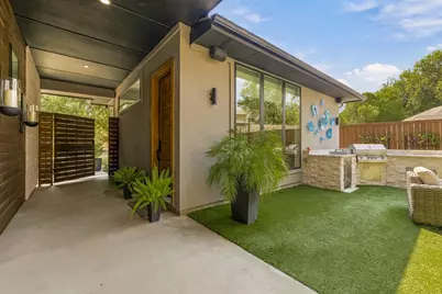 9733 Mixon Drive, Dallas, TX 75220 - Photo 29