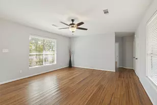 9005 Lanshire Dr, Dallas, TX 75238 - Photo 13