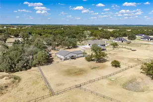 1123 Paradise Pkwy, Poolville, TX 76487 - Photo 37