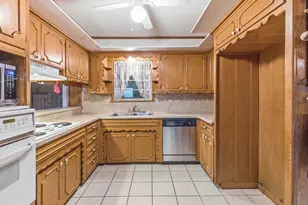 6400 Chapman Dr, Greenville, TX 75402 - Photo 9