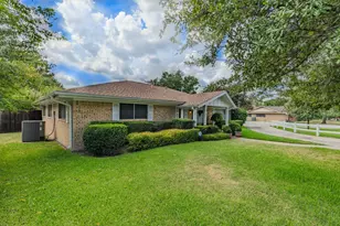 6400 Chapman Dr, Greenville, TX 75402 - Photo 5