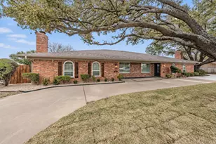 4904 Arborlawn Dr, Fort Worth, TX 76109 - Photo 1