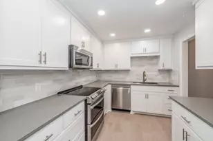 4904 Arborlawn Dr, Fort Worth, TX 76109 - Photo 9