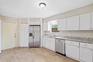 3212 Glenmont Dr, Fort Worth, TX 76133 - Photo 27