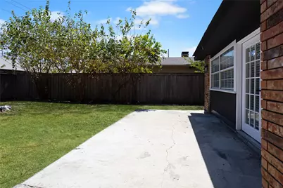 10414 Black Walnut Drive, Dallas, TX 75243 - Photo 17