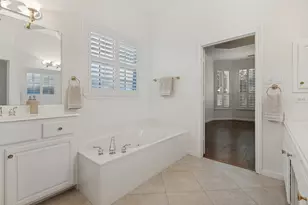 1432 Parkwood Dr, Carrollton, TX 75007 - Photo 33