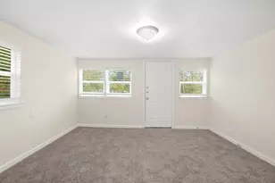 5728 Kilpatrick Ave, Fort Worth, TX 76107 - Photo 13
