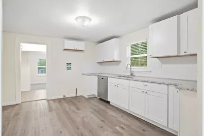 5728 Kilpatrick Avenue, Fort Worth, TX 76107 - Photo 7