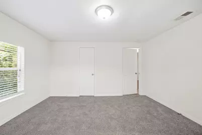 5728 Kilpatrick Avenue, Fort Worth, TX 76107 - Photo 17
