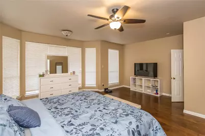 5704 Windmere Lane, Haltom City, TX 76137 - Photo 7